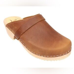 Lotta’s From Stockholm Brown Clogs